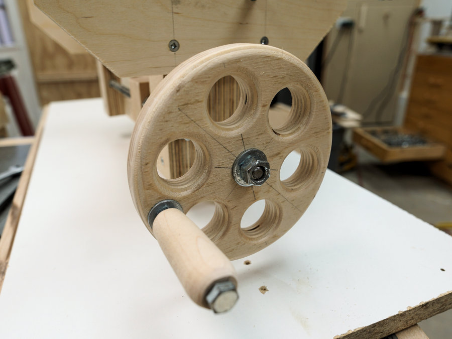 How To Make A Precision Router Lift